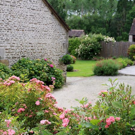Chambre D'Hote Courtoux Saint-Denis-sur-Sarthon Екстериор снимка