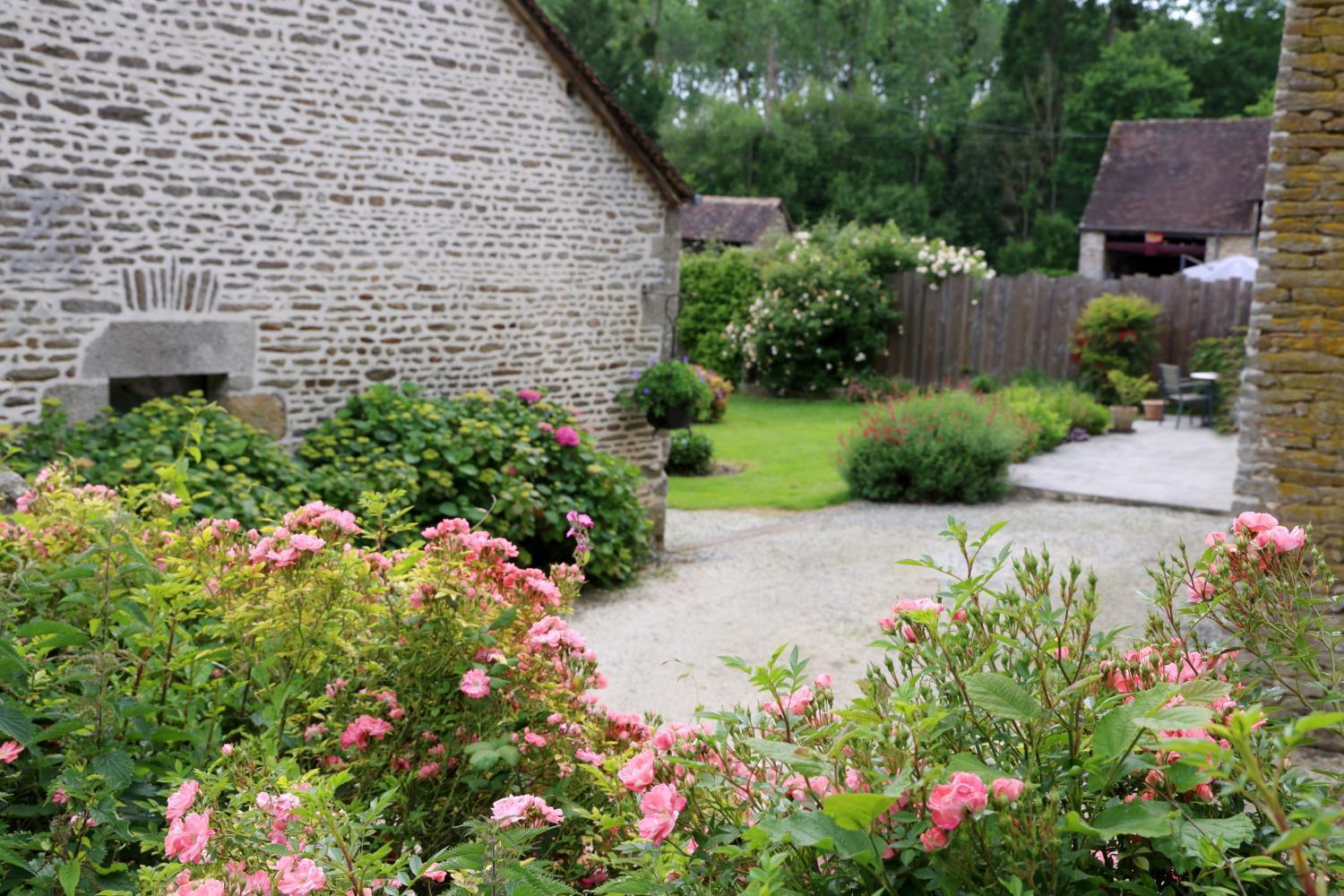 Chambre D'Hote Courtoux Saint-Denis-sur-Sarthon Екстериор снимка