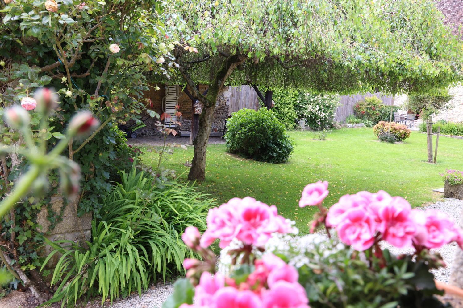 Chambre D'Hote Courtoux Saint-Denis-sur-Sarthon Екстериор снимка